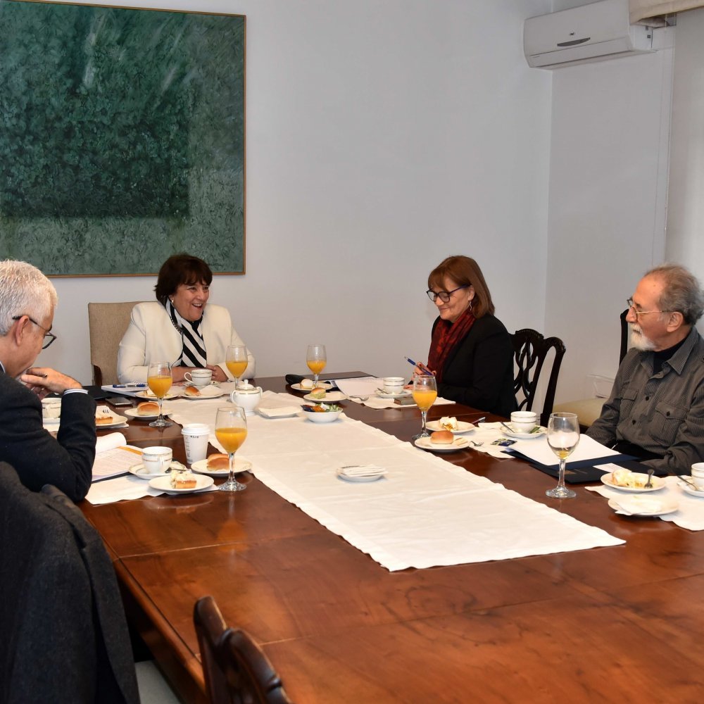 Constituyen jurados para los Premios Nacionales 2017