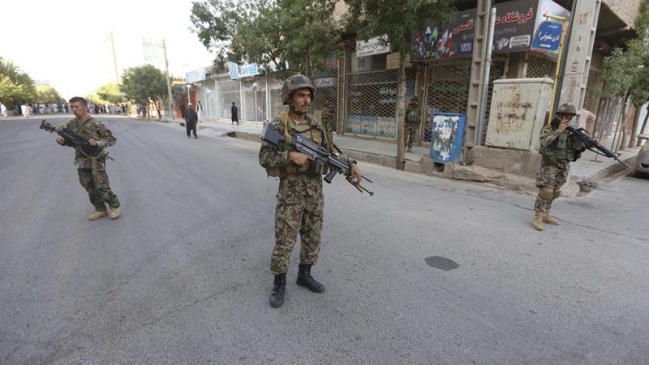 Ataque suicida contra un convoy de la OTAN causó víctimas en Afganistán