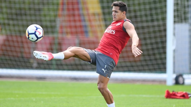 Wenger le dijo a Alexis que no lo venderá a otro club inglés