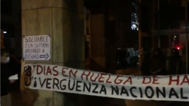 Desalojan a hombre que cumplió 98 días de huelga de hambre en Ministerio del Trabajo
