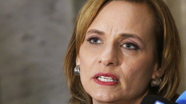 Las reacciones a la decisión de Carolina Goic