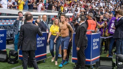   Las postales de la presentación de Neymar a la hinchada de París Saint-Germain 