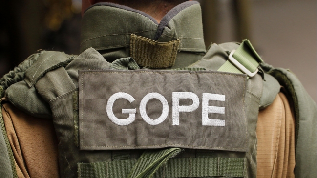 Carabineros fueron atacados a balazos por encapuchados en La Araucanía