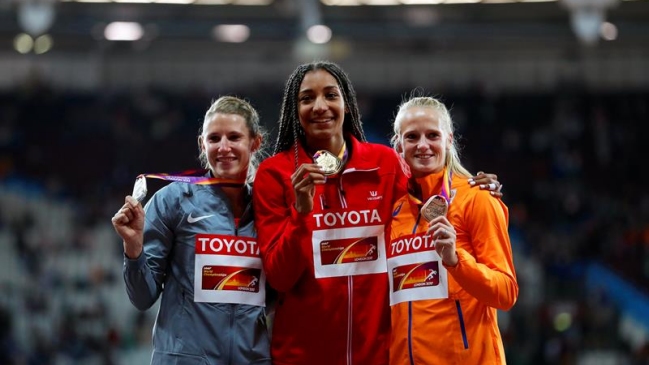 Nafissatou Thiam lució sus pergaminos y ganó el heptatlón en el Mundial de Londres