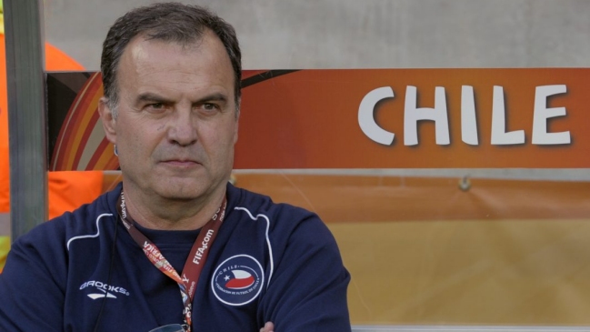 The New York Times destacó la vida de Bielsa en Chile: Recorrió los barrios más pobres