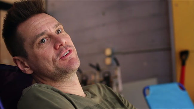 Mini documental sobre Jim Carrey viraliza su faceta de pintor