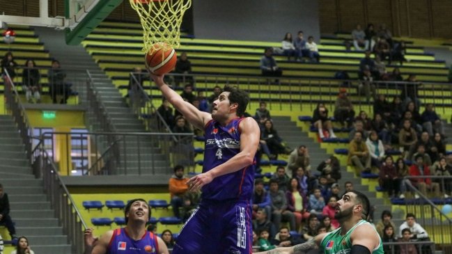 Puerto Montt y Puerto Varas avanzaron a semifinales en Liga Saesa