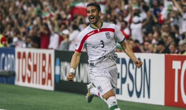 Teherán condena que dos futbolistas iraníes jugaran contra club israelí