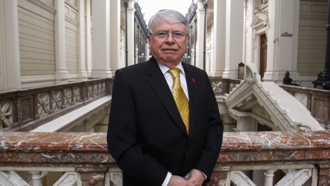 Suprema por fallo que otorgó tuición a padre gay: Chile y los jueces hemos evolucionado