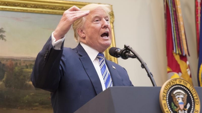 Trump amenazó con responder con 