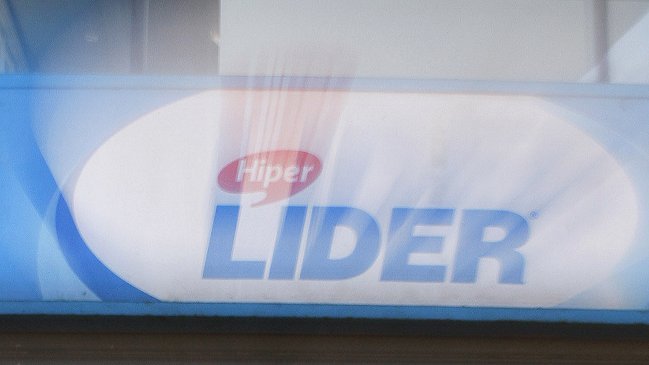 Trabajadores de Walmart postergan por 24 horas el inicio de su huelga