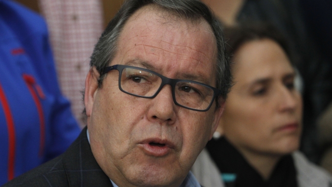 AChM por deudas con profesores: Están pidiendo que les paguen algo que recibieron