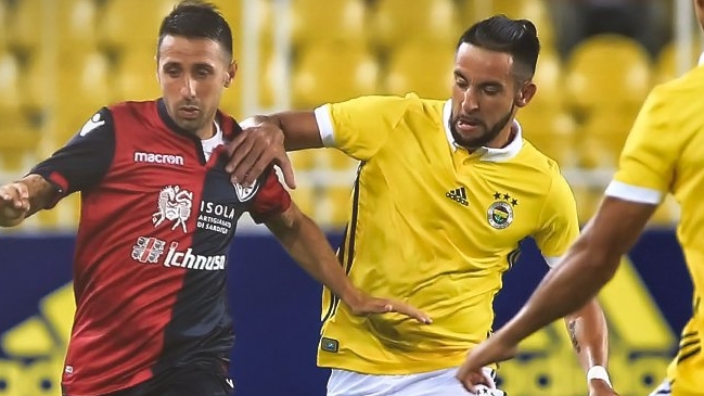 Mauricio Isla actuó en Fenerbahce que empató con Goztepe por la primera fecha en Turquía