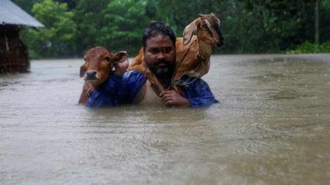  Aumenta la cifra de muertos por inundaciones en Nepal  