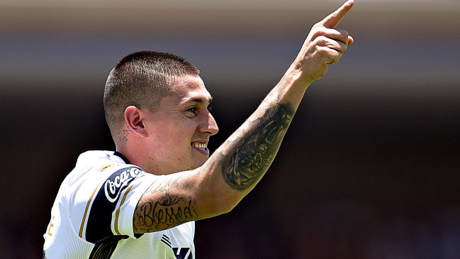 Nicolás Castillo brilló en México con un doblete que cortó la mala racha de Pumas