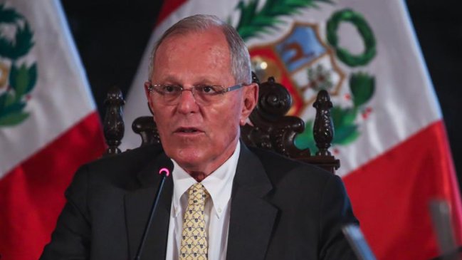 Aprobación de Kuczynski cayó al 29 por ciento, en medio de protestas laborales