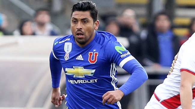 Gonzalo Jara se reunirá el miércoles con Azul Azul para definir su futuro