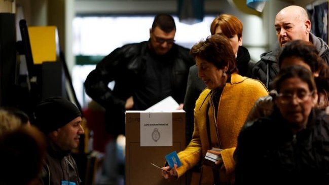 El oficialismo argentino celebra un 