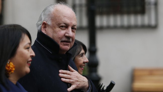 Diputado Teillier rechaza visita de vicepresidente de EEUU: Pence, Go Home