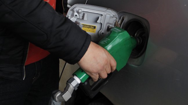 Bencinas tendrán una nueva alza este jueves