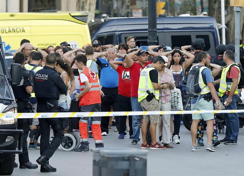 Atentado de Barcelona sigue patrón similar al de otros ataques terroristas