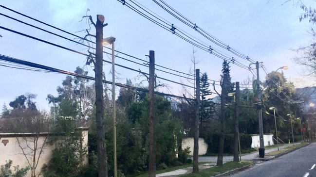 Joaquín Lavín acusó a Enel de 