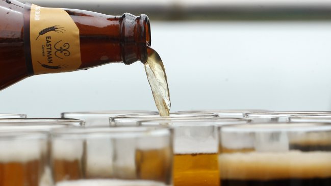 Número de botillerías en Valparaíso supera en un 47% lo permitido