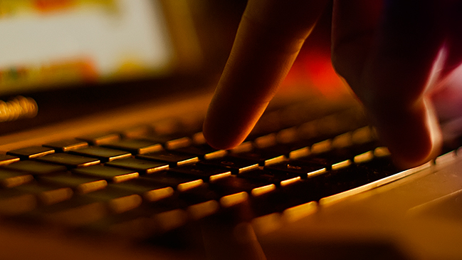 Arrestaron a mil personas por solicitar favores sexuales por internet en EE.UU.