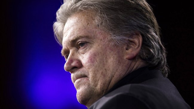 Trump despidió a su polémico asesor