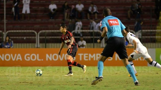 Atlético Paranaense igualó con Gremio con buena actuación de Esteban Pavez