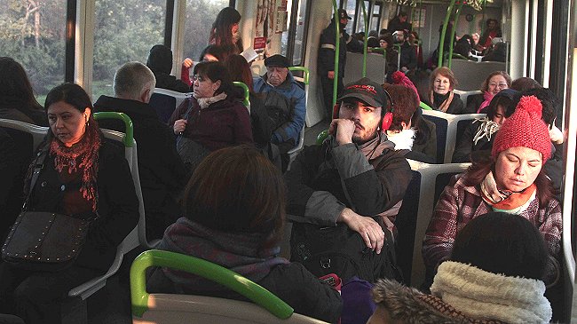 Paro de locomoción colectiva afecta a 30 mil usuarios en la Provincia de Quillota