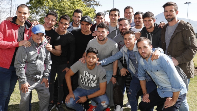 La emotiva despedida de los ex compañeros al retirado Milovan Mirosevic