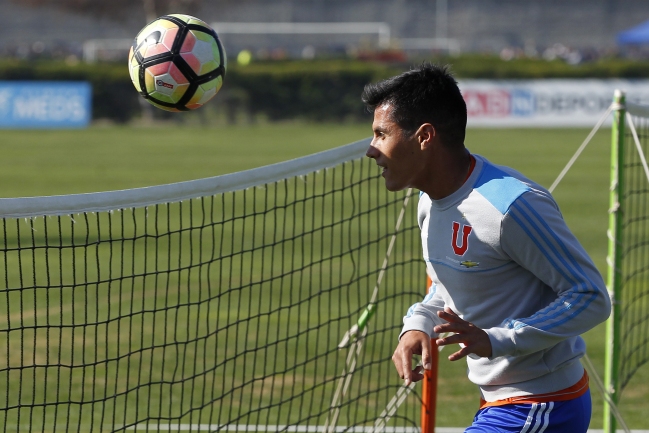 Rafael Caroca y el clásico: Lo tomo con mucha responsabilidad y actitud