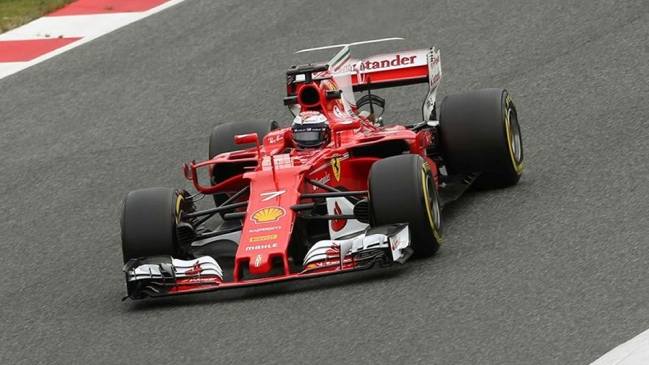 Kimi Raikkonen renovó por un año más con Ferrari