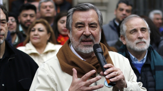 Guillier reafirmó críticas a BancoEstado tras rechazo de crédito