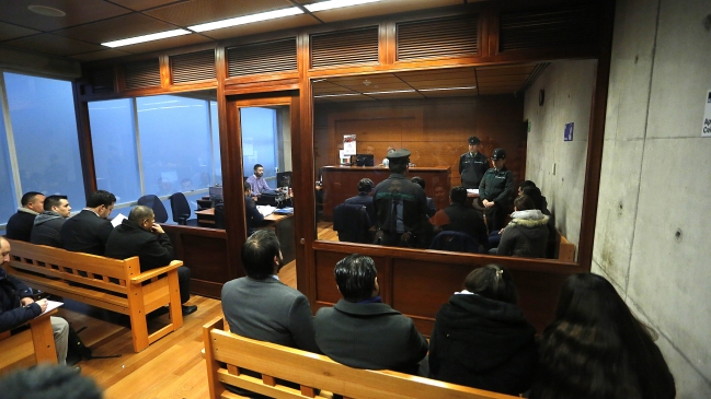 Formalizan a banda que asaltaba clientes bancarios