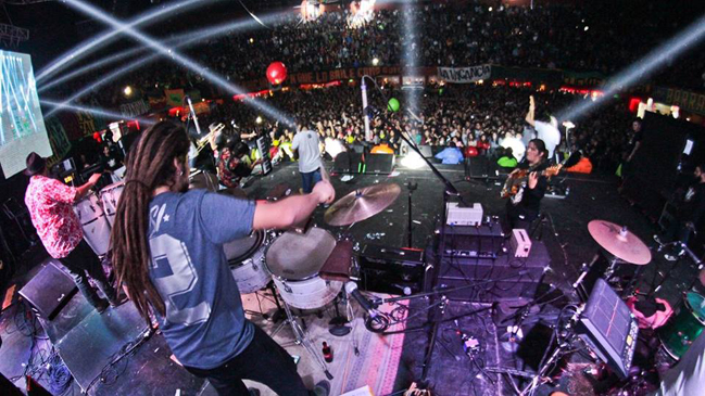 Santaferia pide a sus fanáticos terminar con el uso de bengalas en conciertos