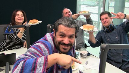 Dr. Pichangas visitó Una Nueva Mañana para celebrar el Día del Lomito