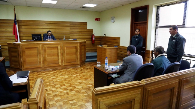 En prisión preventiva quedó tesorera municipal de La Reina