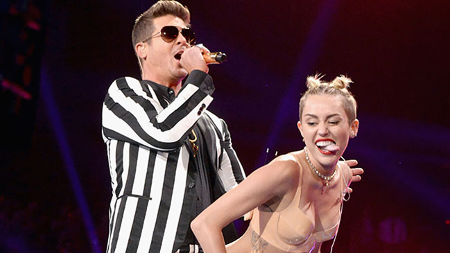 Miley Cyrus prometió portarse bien en los VMA con hilarante meme