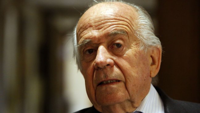 Senador Zaldívar: No veo por qué hay que poner urgencia al matrimonio igualitario