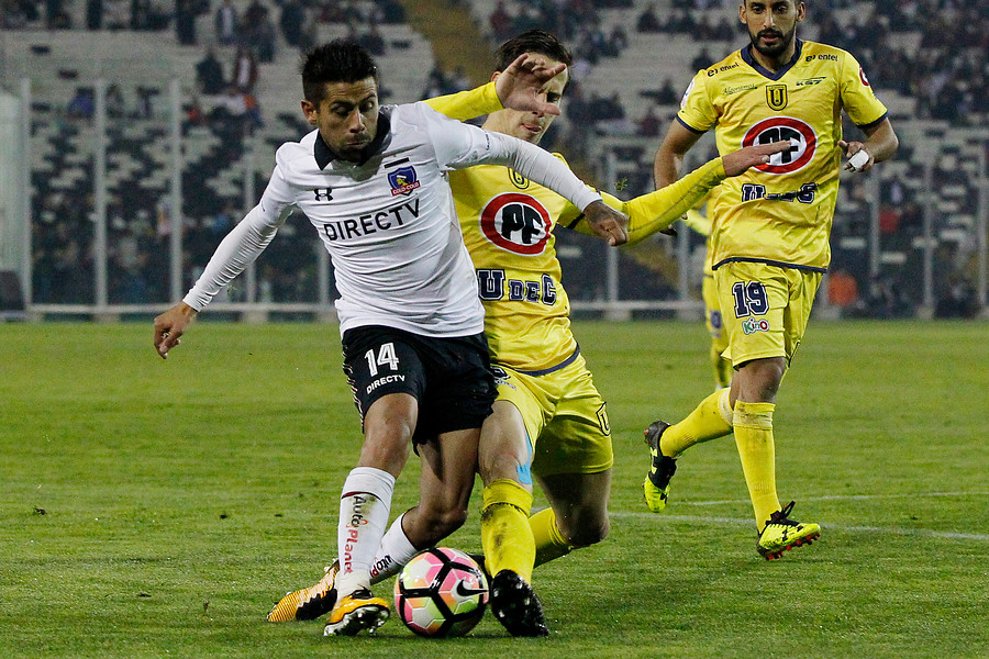 Gesto de Ramón Fernández provocó la ira de los hinchas de Universidad de Chile