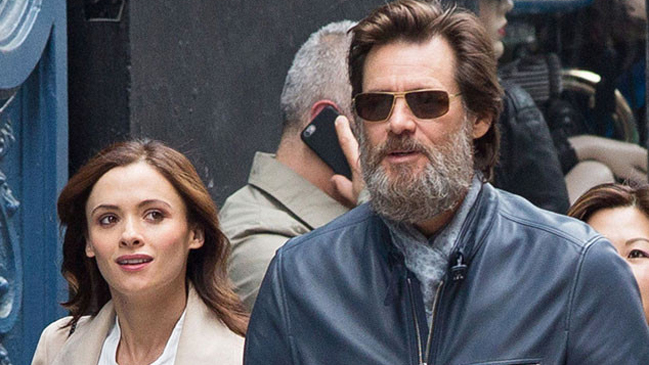 Terapeuta de ex novia de Jim Carrey reveló violencia por parte del actor