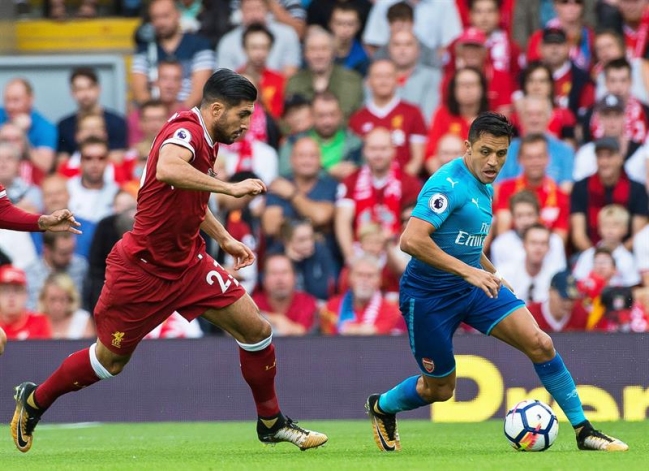 Emisarios del City están en Chile para cerrar fichaje de Alexis