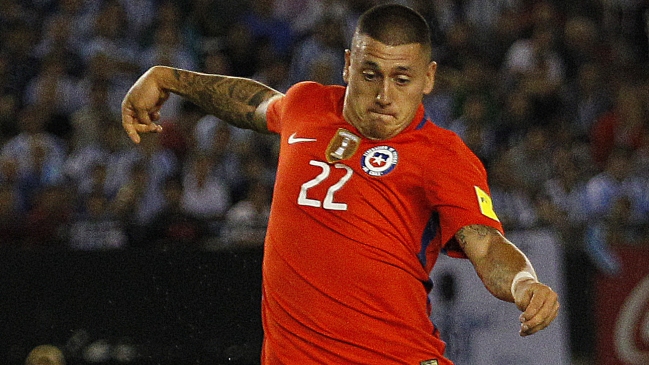 Nicolás Castillo jugará como titular ante Paraguay