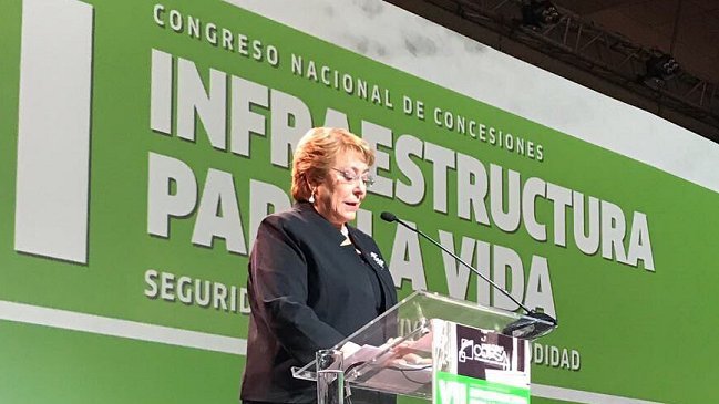 Bachelet llamó a fortalecer la 