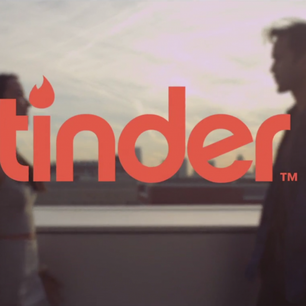 Tinder lanzó nueva función que permite hacer match con gente en el extranjero