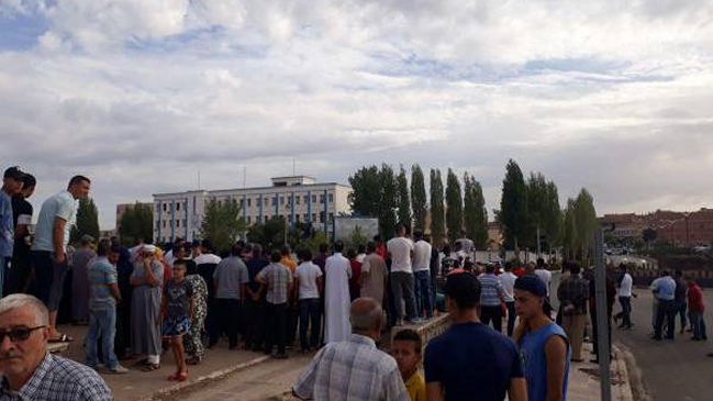Dos policías muertos por atentado suicida en el centro de Argelia