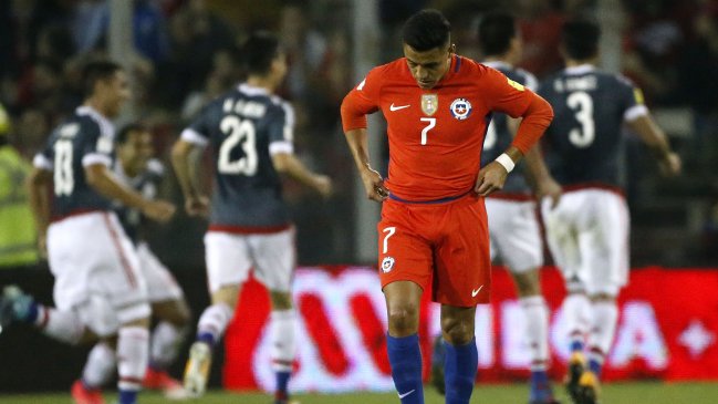 Históricos de la Roja mostraron su preocupación tras la derrota ante Paraguay