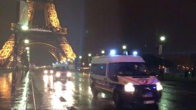 Operativo policial en Torre Eiffel por presencia de 